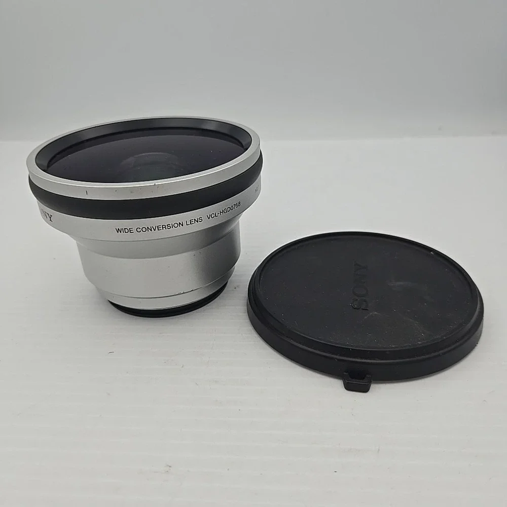 Sony Wide Angle Conversion Lens x0.7 VCL-HGD0758 AUX‎ 58mm rim Genuine OEM